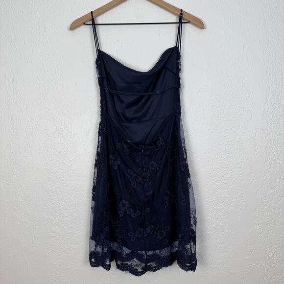 Lucy in the Sky Navy Blue Floral Mesh Open Back Mini Dress Size Large - Picture 3 of 5